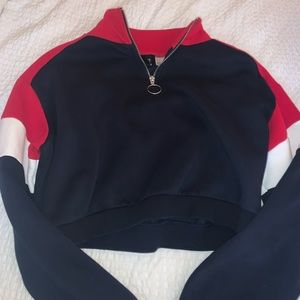 H&M CROPPED QUARTER ZIP CREW NECK